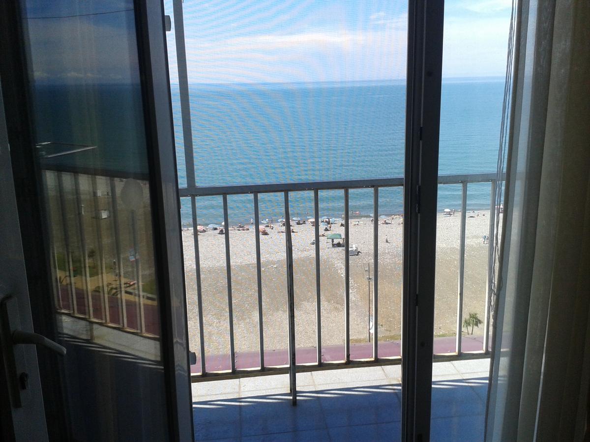 Appartamento Beautiful House By The Sea Batumi Esterno foto
